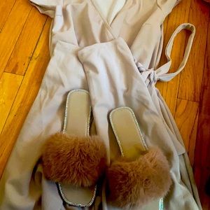 Badged jumpsuit with a nice pair of sexy fur sandals good for a night out